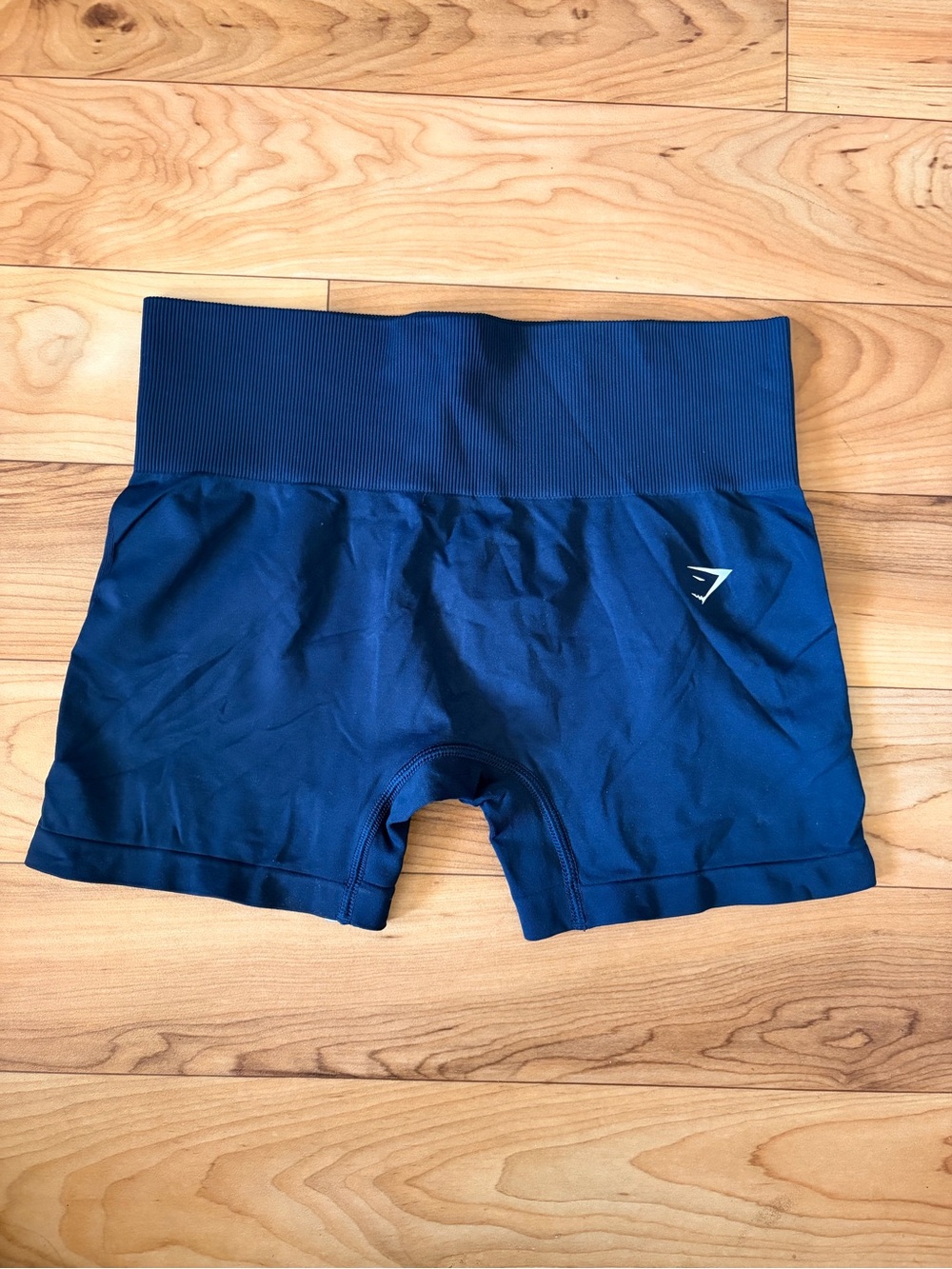 Gymshark High-Rise shorts- set of 4 - Picture 5 of 13